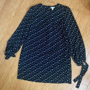 h&m floral long sleeve dress with tie sleeve